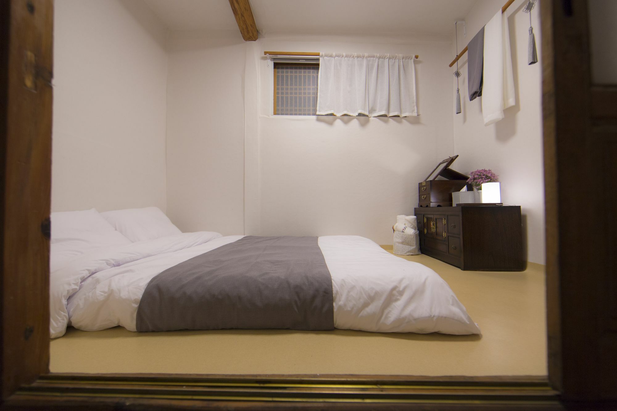 256 Hanok Guest house