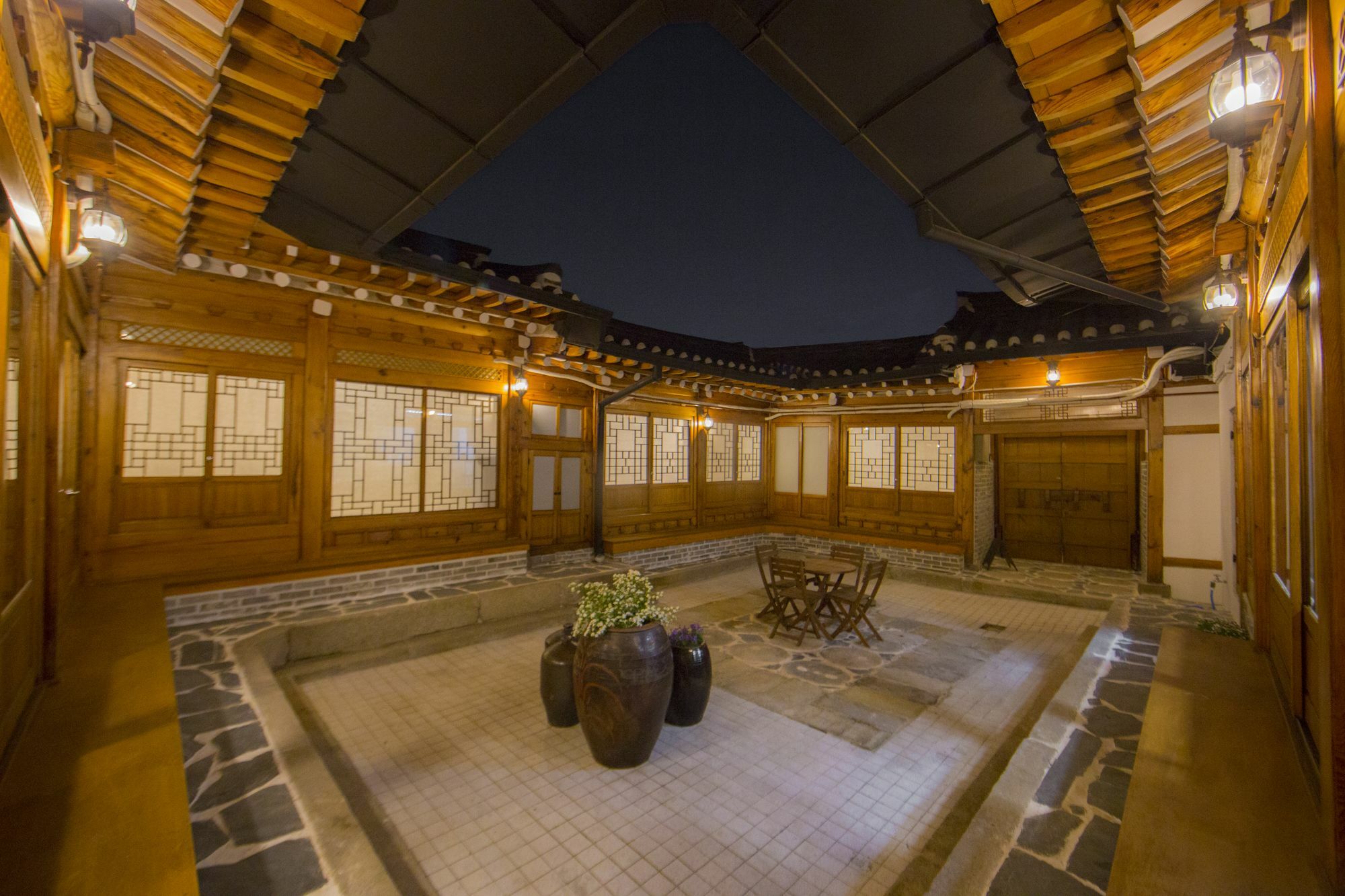 256 Hanok 2*